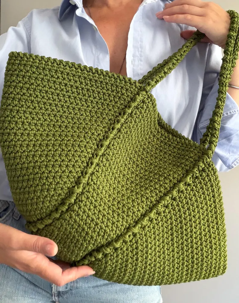 Close-up of the textured stitch on the Aura crochet tote bag